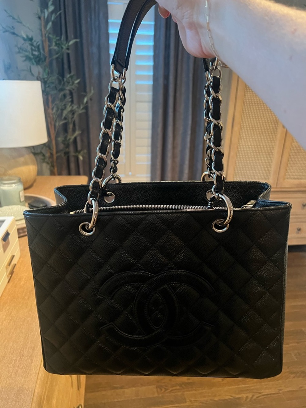 CHANEL Black Quilted Large CC Tote with Silver Hardware - Picture 3 of 8